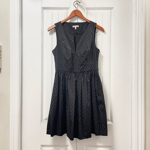Juicy Couture Embroidered Polka Dot Cocktail Dress Black – US 8 - Picture 1 of 11